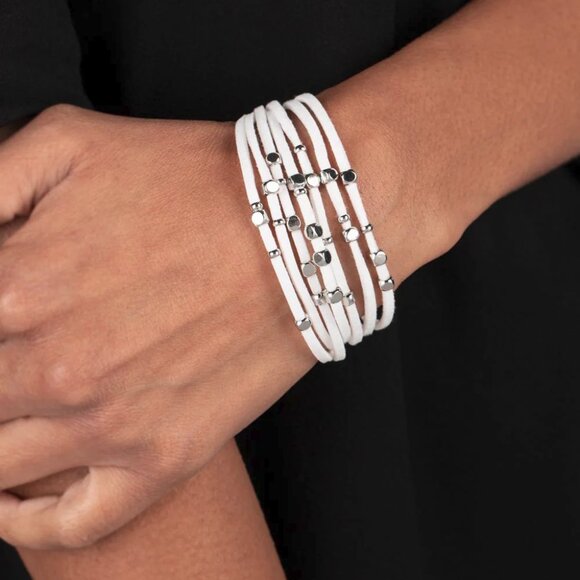 Paparazzi Jewelry - Clustered Constellations - White Bracelet - Vintage - Picture 1 of 4